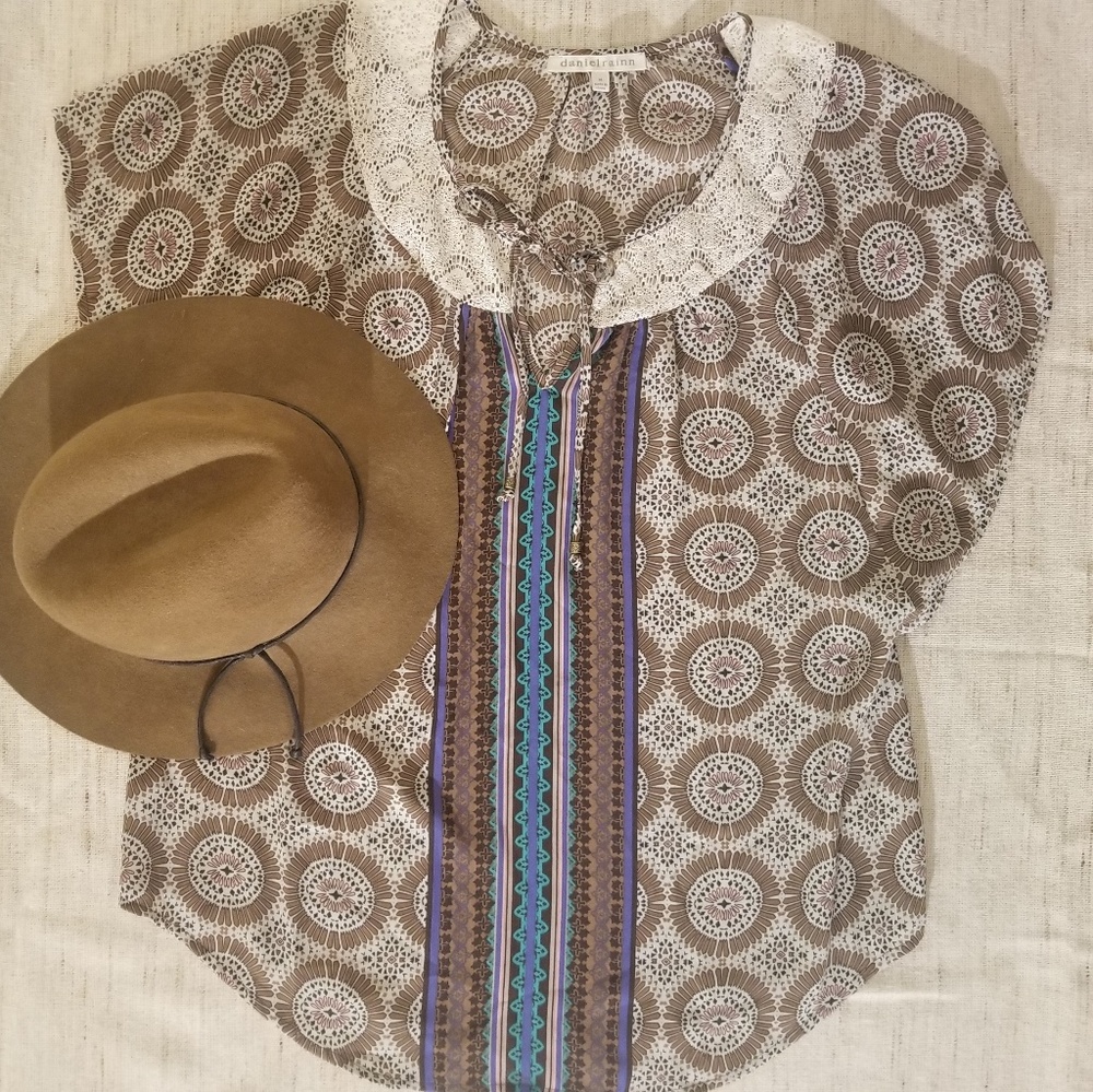 Anthropologie Daniel Rainn Sheer Boho Top Medium